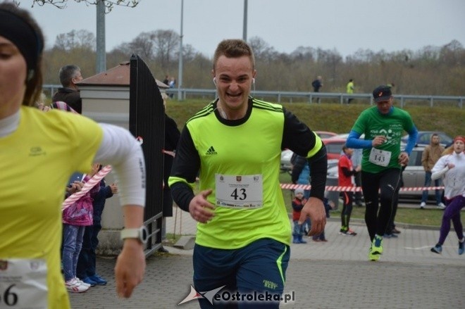II Bieg Papieski w Ostrołęce [10.04.2016] - zdjęcie #60 - eOstroleka.pl