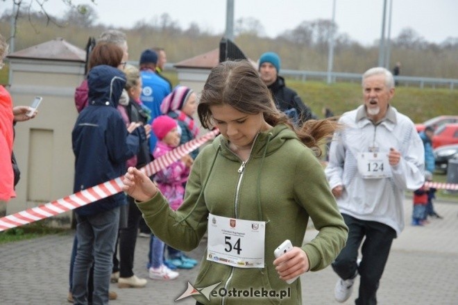 II Bieg Papieski w Ostrołęce [10.04.2016] - zdjęcie #47 - eOstroleka.pl