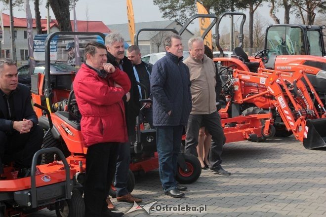 Kubota Tractor Show w firmie Agro Metal [11.04.2016] - zdjęcie #40 - eOstroleka.pl