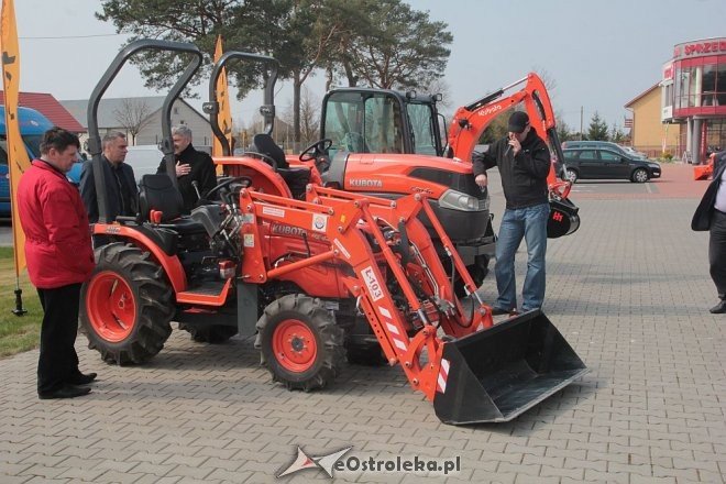 Kubota Tractor Show w firmie Agro Metal [11.04.2016] - zdjęcie #16 - eOstroleka.pl