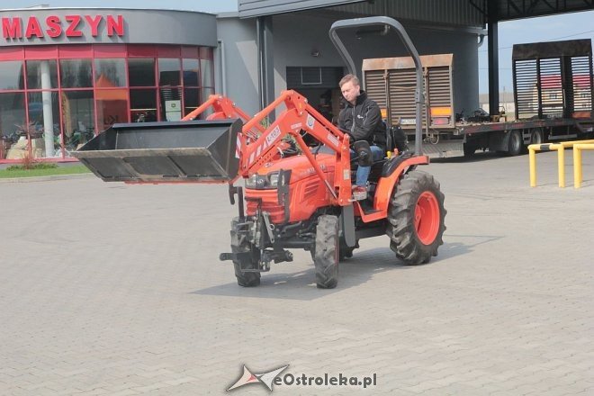Kubota Tractor Show w firmie Agro Metal [11.04.2016] - zdjęcie #14 - eOstroleka.pl