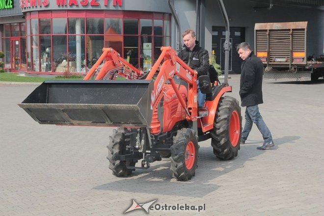 Kubota Tractor Show w firmie Agro Metal [11.04.2016] - zdjęcie #12 - eOstroleka.pl