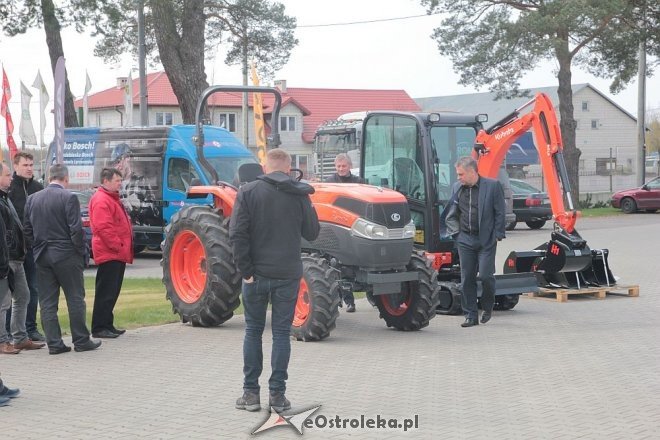 Kubota Tractor Show w firmie Agro Metal [11.04.2016] - zdjęcie #5 - eOstroleka.pl