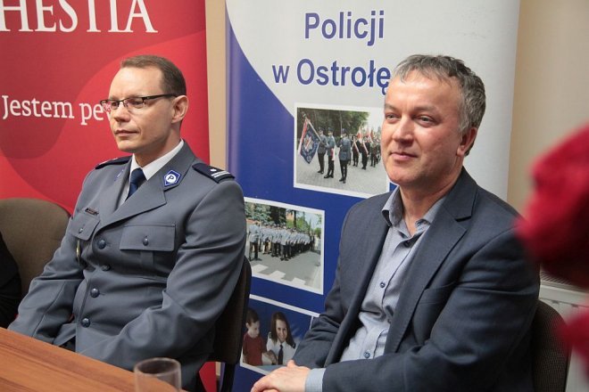 Oficjalne zakończenie XI edycji kursu samoobrony dla kobiet „Bądź Bezpieczna” [12.04.2016] - zdjęcie #79 - eOstroleka.pl