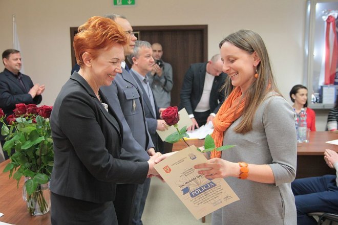 Oficjalne zakończenie XI edycji kursu samoobrony dla kobiet „Bądź Bezpieczna” [12.04.2016] - zdjęcie #23 - eOstroleka.pl