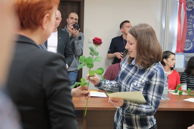 Oficjalne zakończenie XI edycji kursu samoobrony dla kobiet „Bądź Bezpieczna” [12.04.2016] - zdjęcie #5 - eOstroleka.pl