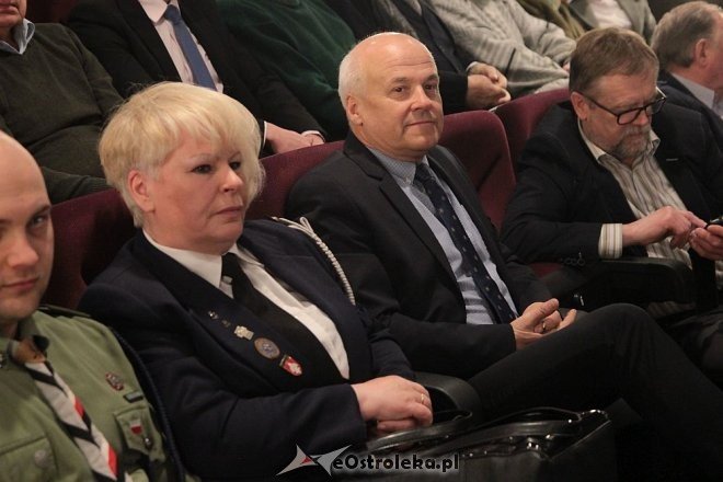 Uroczyste wręczenie medali Pro Patria w Ostrołęce [14.04.2016] - zdjęcie #93 - eOstroleka.pl