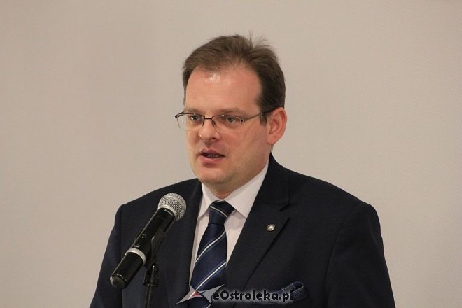 Uroczyste wręczenie medali Pro Patria w Ostrołęce [14.04.2016] - zdjęcie #2 - eOstroleka.pl