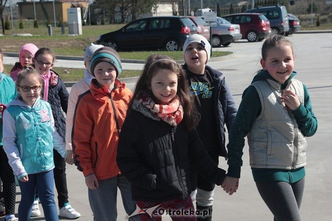 Uczniowie z SP nr 10 z wizytą w SSOK-u [ZDJĘCIA] - zdjęcie #2 - eOstroleka.pl