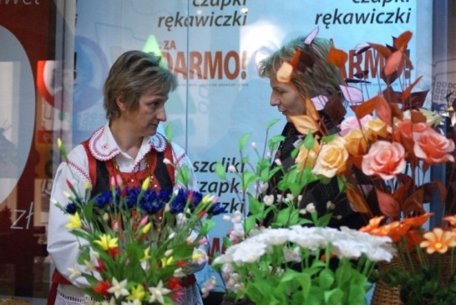 Dni Kurpiowskie w galerii Alius (24-25.10.09) - zdjęcie #6 - eOstroleka.pl