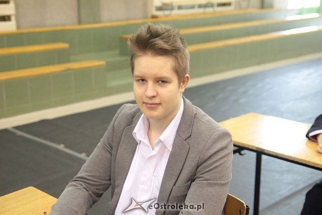 Egzamin gimnazjalny 2016 w ZS nr 5 - część humanistyczna [18.04.2016] - zdjęcie #13 - eOstroleka.pl