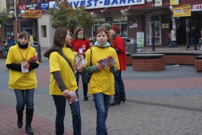 VI Kampania Hospicjum to też Życie (24.20.09) - zdjęcie #9 - eOstroleka.pl