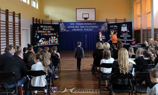 XIX Międzyszkolny Konkurs Recytatorski „Promyk Poezji” [26.04.2016] - zdjęcie #10 - eOstroleka.pl