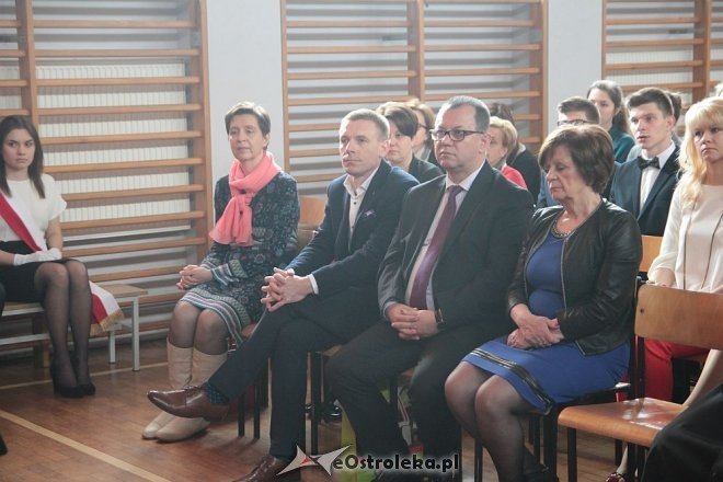 Wręczenie świadectw maturalnych w ostrołęckich szkołach średnich 29.04.2016] - zdjęcie #263 - eOstroleka.pl