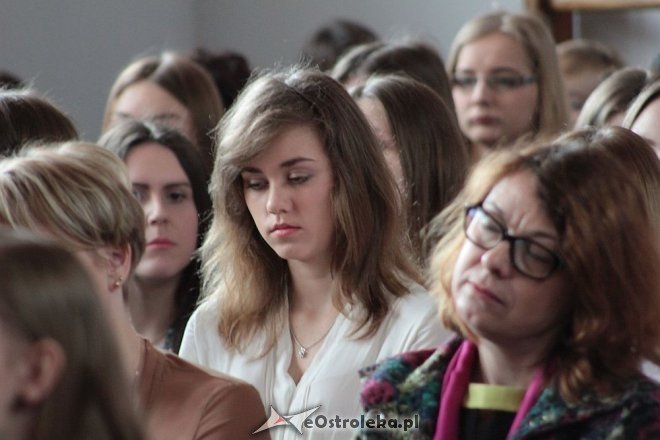 Wręczenie świadectw maturalnych w ostrołęckich szkołach średnich 29.04.2016] - zdjęcie #252 - eOstroleka.pl