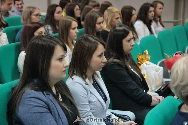 Wręczenie świadectw maturalnych w ostrołęckich szkołach średnich 29.04.2016] - zdjęcie #146 - eOstroleka.pl