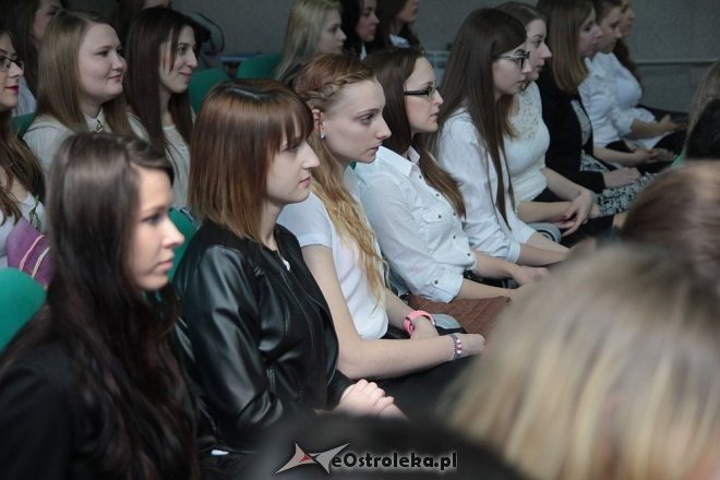 Wręczenie świadectw maturalnych w ostrołęckich szkołach średnich 29.04.2016] - zdjęcie #117 - eOstroleka.pl