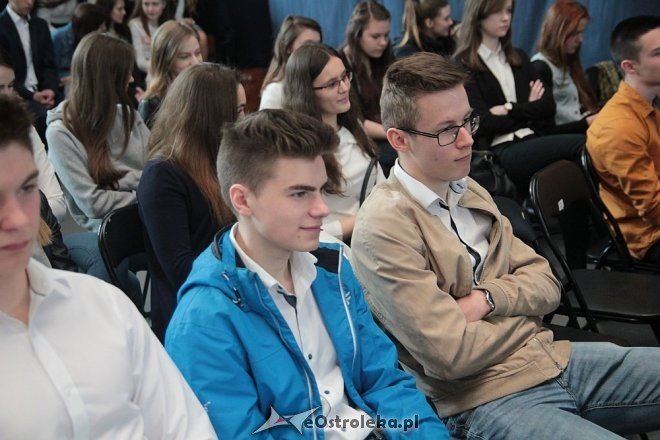 Wręczenie świadectw maturalnych w ostrołęckich szkołach średnich 29.04.2016] - zdjęcie #313 - eOstroleka.pl