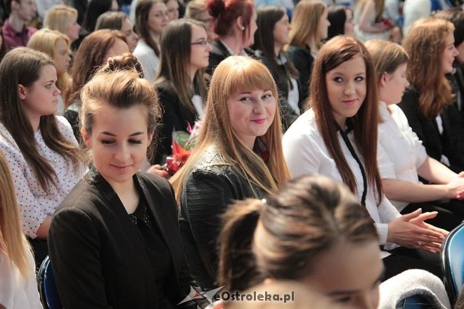 Wręczenie świadectw maturalnych w ostrołęckich szkołach średnich 29.04.2016] - zdjęcie #93 - eOstroleka.pl
