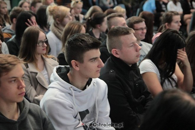 Wręczenie świadectw maturalnych w ostrołęckich szkołach średnich 29.04.2016] - zdjęcie #77 - eOstroleka.pl