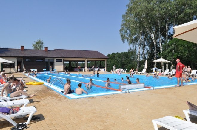 Odkryty basen w Długosiodle - zdjęcie #11 - eOstroleka.pl