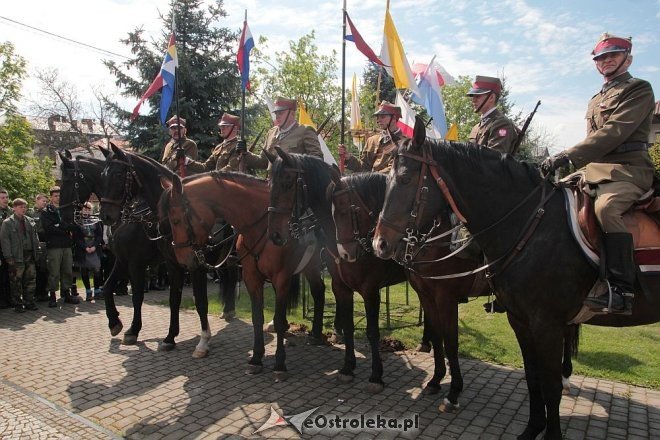Miejskie obchody Święta Konstytucji 3 Maja w Ostrołęce [03.05.2016] - zdjęcie #5 - eOstroleka.pl