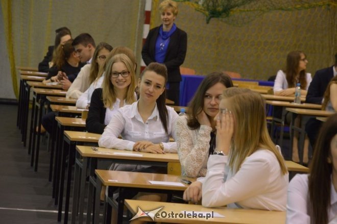 Matura 2016: III LO w Ostrołęce [04.05.2016] - zdjęcie #20 - eOstroleka.pl