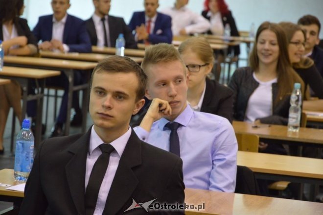 Matura 2016: III LO w Ostrołęce [04.05.2016] - zdjęcie #19 - eOstroleka.pl
