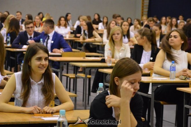 Matura 2016: III LO w Ostrołęce [04.05.2016] - zdjęcie #16 - eOstroleka.pl