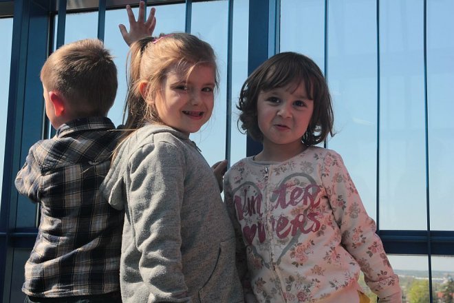 Przedszkolaki z „Krainy Misiów” na pouczającej wycieczce w Łomży [05.05.2016] - zdjęcie #49 - eOstroleka.pl