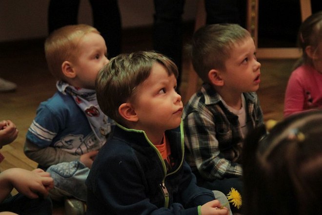 Przedszkolaki z „Krainy Misiów” na pouczającej wycieczce w Łomży [05.05.2016] - zdjęcie #103 - eOstroleka.pl