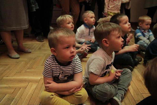 Przedszkolaki z „Krainy Misiów” na pouczającej wycieczce w Łomży [05.05.2016] - zdjęcie #105 - eOstroleka.pl