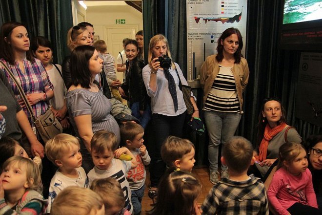 Przedszkolaki z „Krainy Misiów” na pouczającej wycieczce w Łomży [05.05.2016] - zdjęcie #36 - eOstroleka.pl