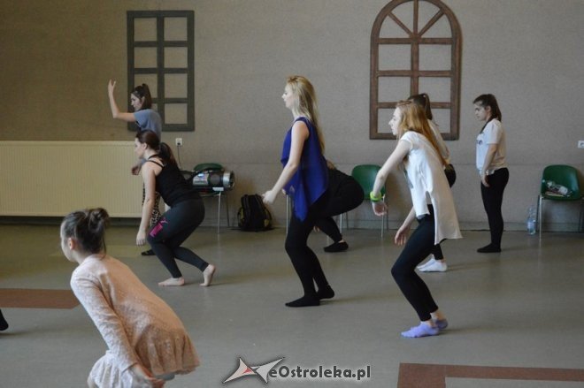 Warsztaty taneczne z Bartoszem Wójcikiem [07.05.2016] - zdjęcie #26 - eOstroleka.pl