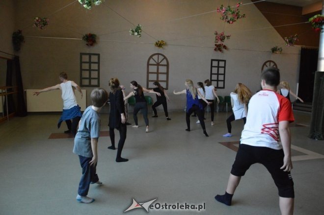 Warsztaty taneczne z Bartoszem Wójcikiem [07.05.2016] - zdjęcie #25 - eOstroleka.pl