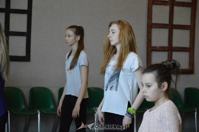 Warsztaty taneczne z Bartoszem Wójcikiem [07.05.2016] - zdjęcie #18 - eOstroleka.pl