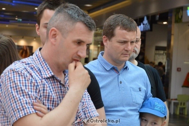 Turniej szachowy w Galerii Bursztynowej [08.05.2016] - zdjęcie #8 - eOstroleka.pl