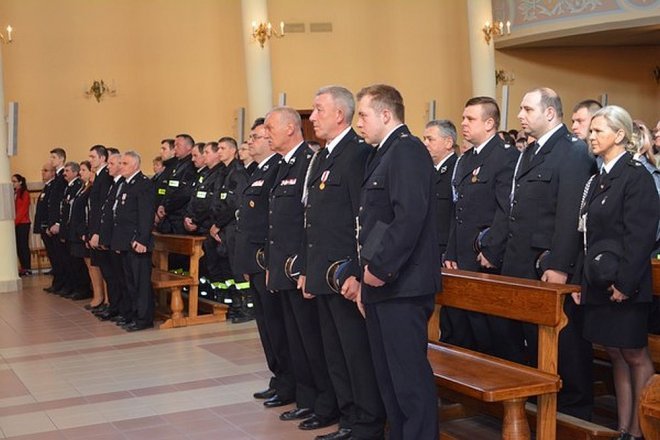 Strażacy ochotnicy z Łysych obchodzili święto swojego patrona [03.05.2016] - zdjęcie #19 - eOstroleka.pl