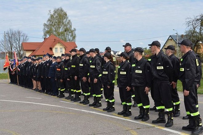 Strażacy ochotnicy z Łysych obchodzili święto swojego patrona [03.05.2016] - zdjęcie #29 - eOstroleka.pl
