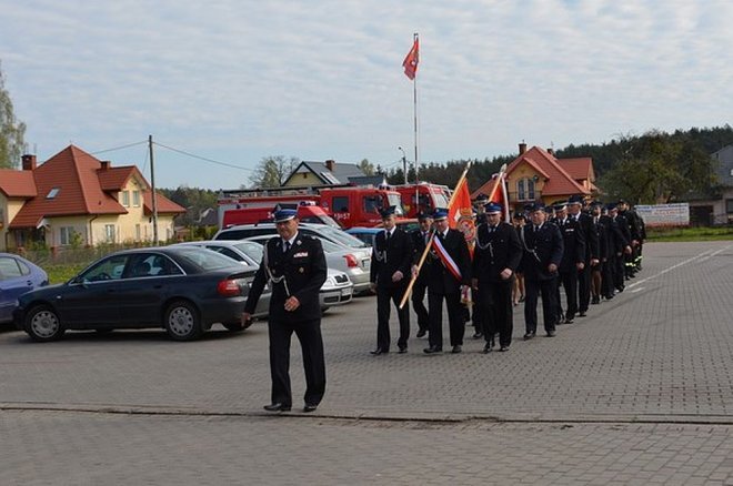 Strażacy ochotnicy z Łysych obchodzili święto swojego patrona [03.05.2016] - zdjęcie #5 - eOstroleka.pl