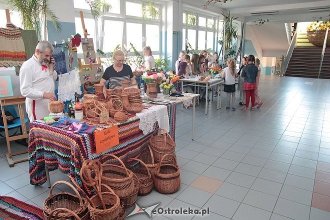 Dni Kultury Kurpiowskiej w SP nr 10 w Ostrołęce [10.05.2016] - zdjęcie #49 - eOstroleka.pl