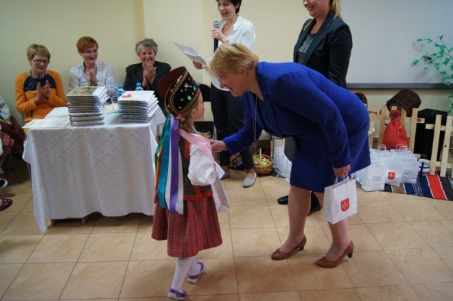 Olszewo-Borki: Mali ambasadorowie gwary kurpiowskiej [11.05.2016] - zdjęcie #11 - eOstroleka.pl