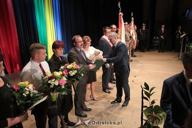 XXV uroczysta sesja Rady Miasta Ostrołęki [12.05.2016] - zdjęcie #15 - eOstroleka.pl