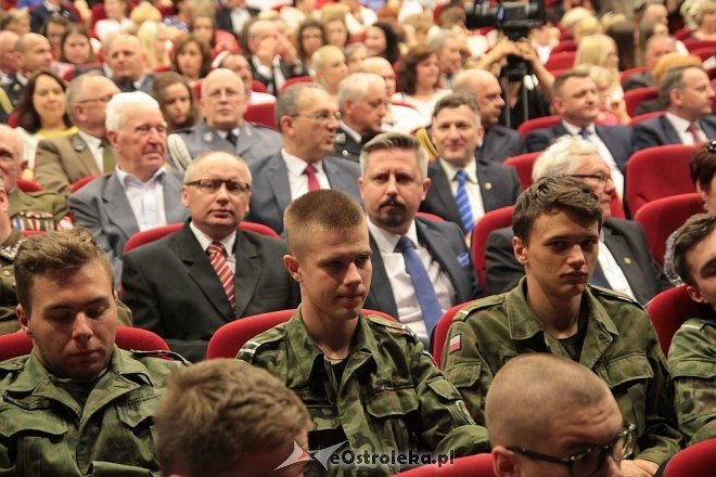 XXV uroczysta sesja Rady Miasta Ostrołęki [12.05.2016] - zdjęcie #47 - eOstroleka.pl