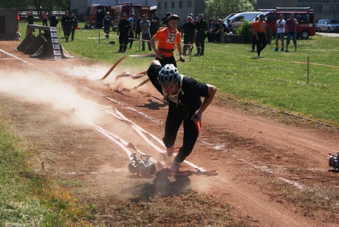 Strażackie zawody pożarnicze w Ostrołęce [13.05.2016] - zdjęcie #3 - eOstroleka.pl