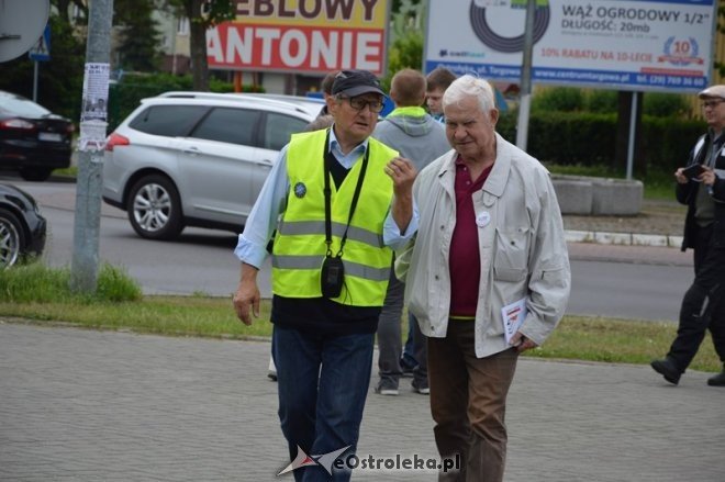 Akcja informacyjna KOD w Ostrołęce [14.05.2016] - zdjęcie #5 - eOstroleka.pl