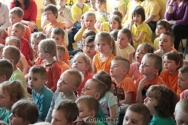Kolorowy Dzień Optymizmu w „Krainie Misiów” [16.05.2016] - zdjęcie #41 - eOstroleka.pl
