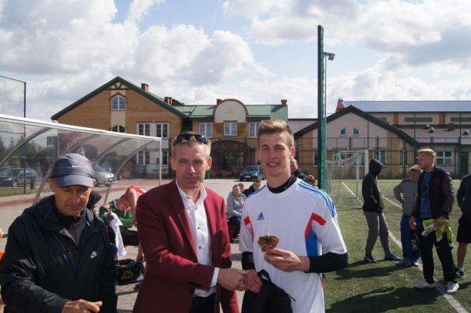 VII Turniej Piłki Nożnej Sołectw [15.05.2016] - zdjęcie #15 - eOstroleka.pl