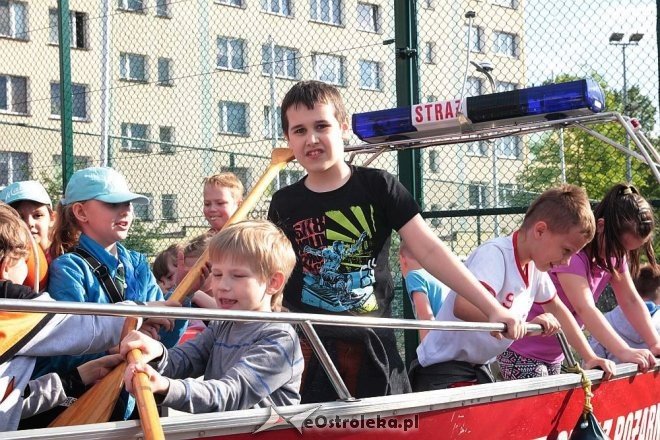 Festyn z „Jedynką” i Radą Osiedla Śródmieście [19.05.2016] - zdjęcie #13 - eOstroleka.pl