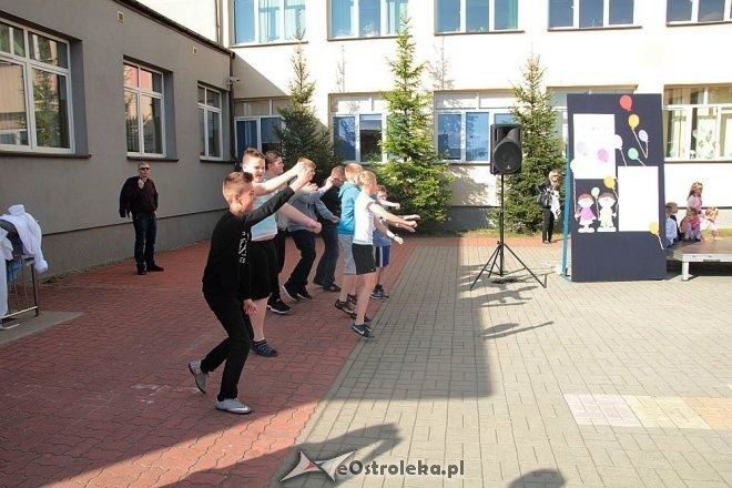 Festyn z „Jedynką” i Radą Osiedla Śródmieście [19.05.2016] - zdjęcie #6 - eOstroleka.pl